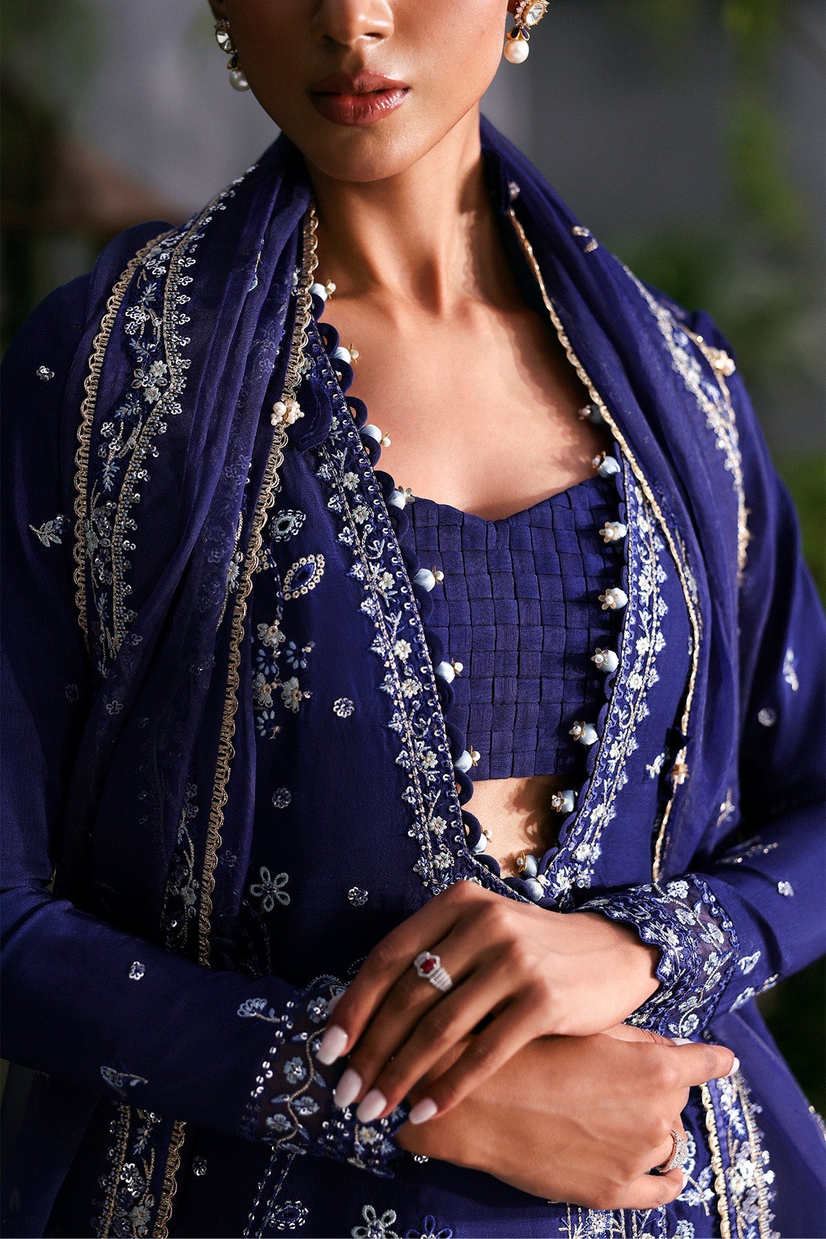 Afrozeh – Le Fuchsia Festive ’25 “MAISON” | Luxury Festive Dress | Up to 50% OFF | Original Afrozeh Pakistan