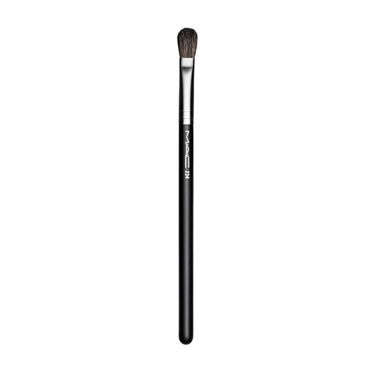 MAC Eyeshade Brush